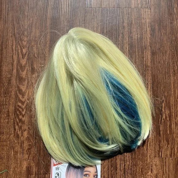Blunt Bob Lace Front Wig Center Part Blonde, Blue Pixel - Picture 3 of 9